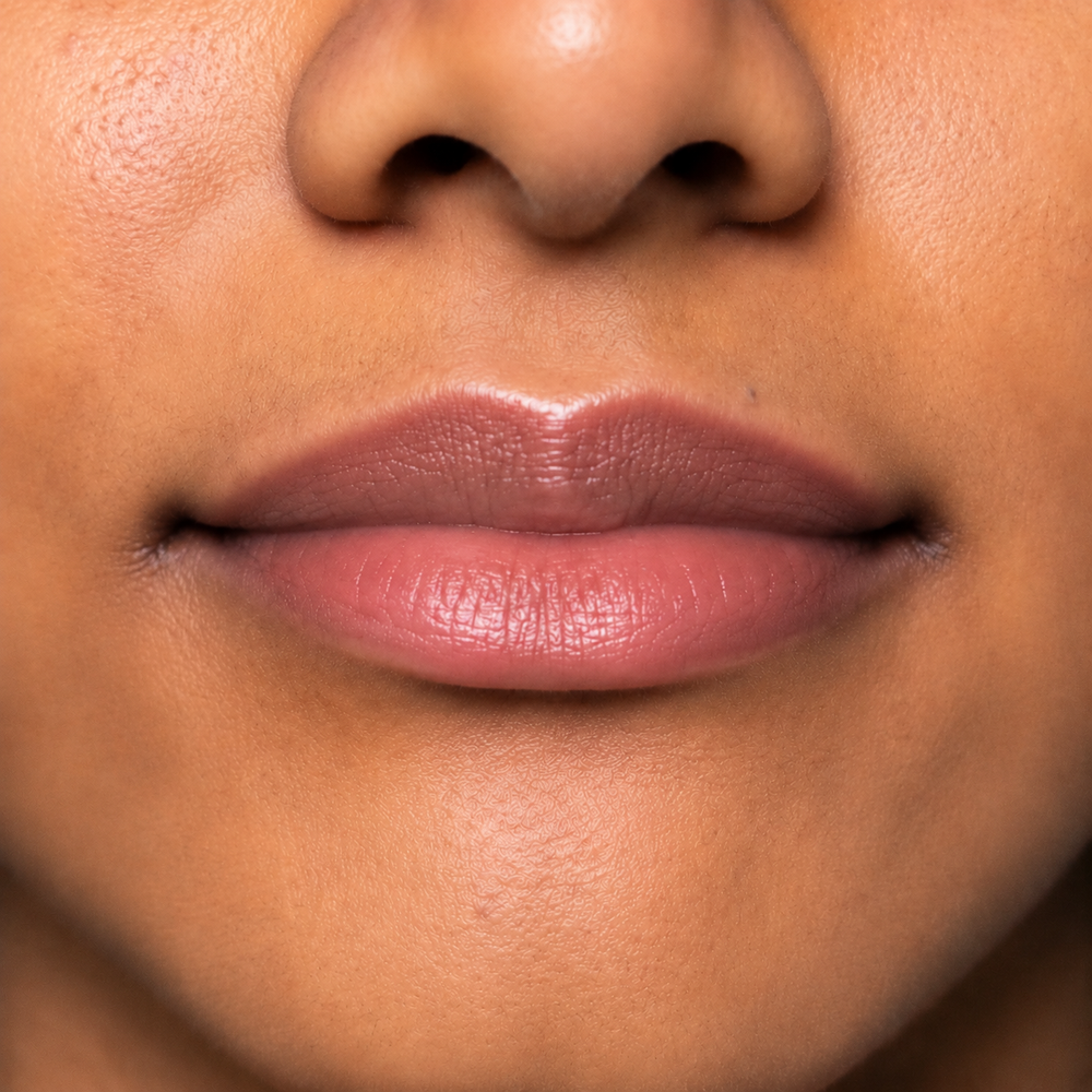 After: Rosy Hue Overnight Lip Mask - Tinted result